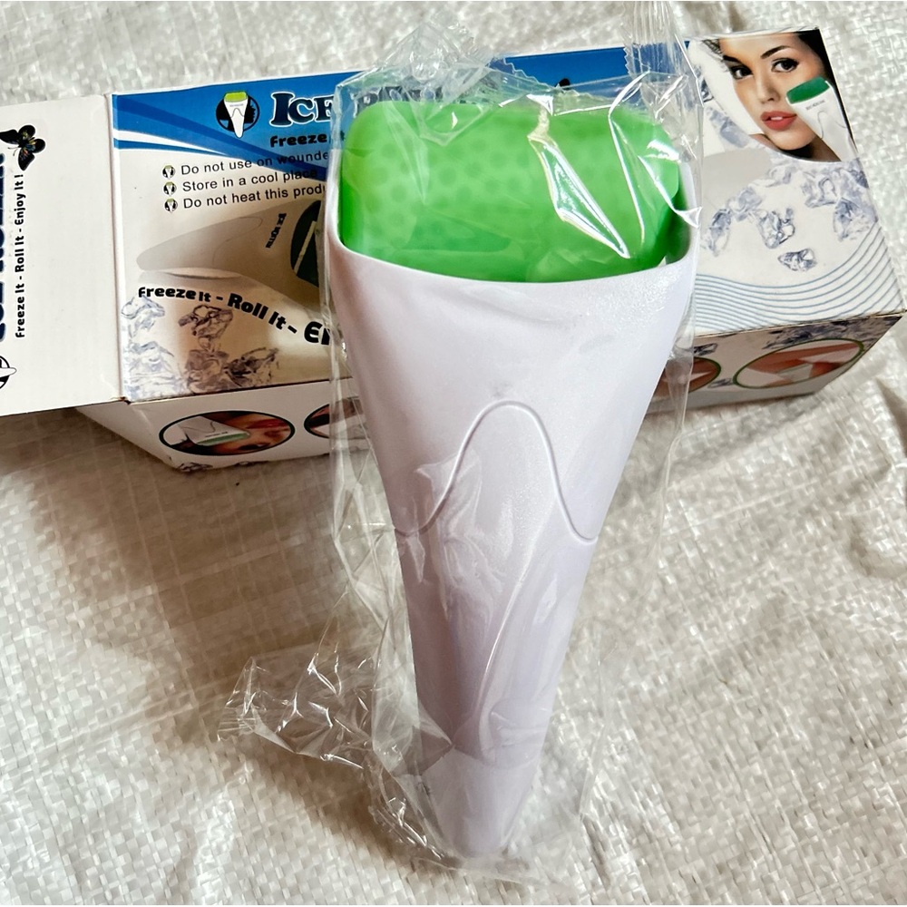 Ice Roller for Face & Eye,Puffiness,Migraine,Pain Relief and Minor Injury